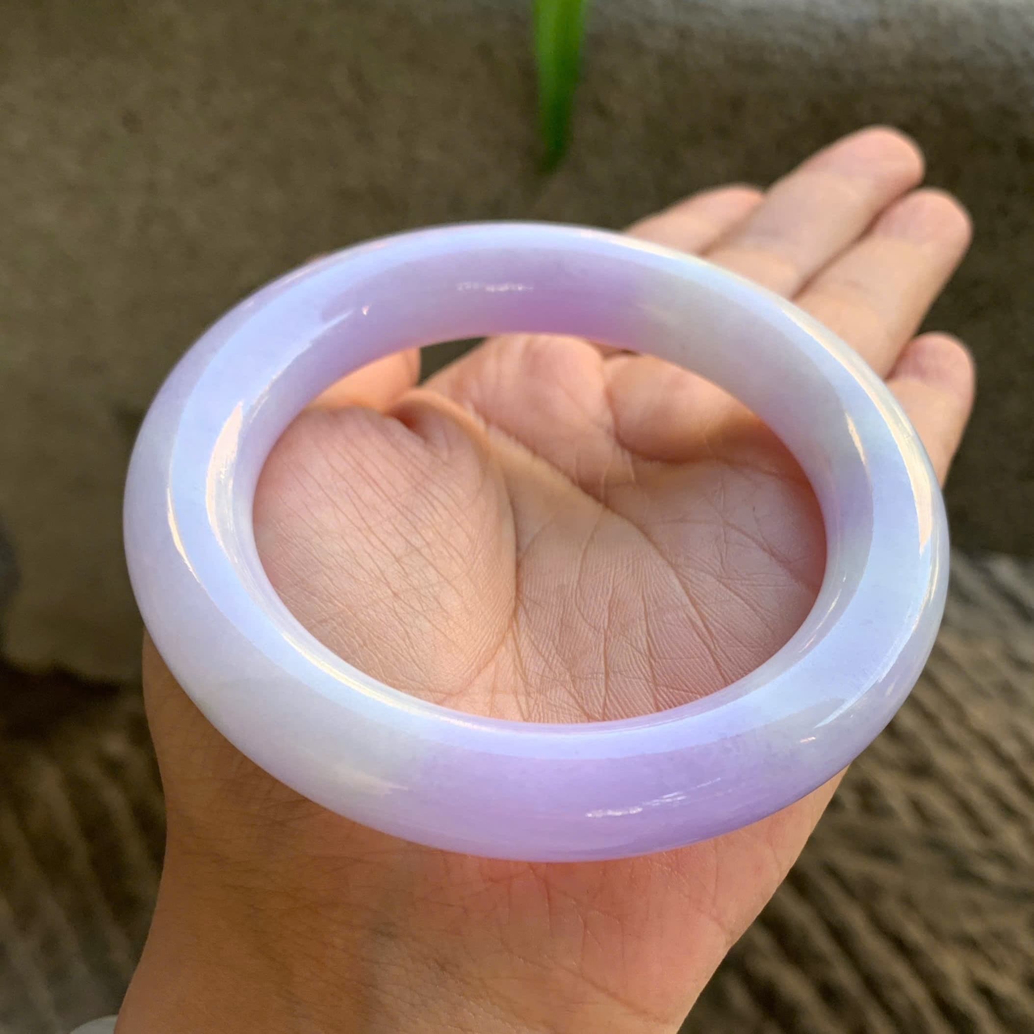 Pastel Lavender Jadeite Bangle Size 61mm